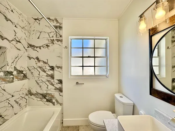 $2,300 | 2703 Westhigh Avenue, Tampa, FL 33614