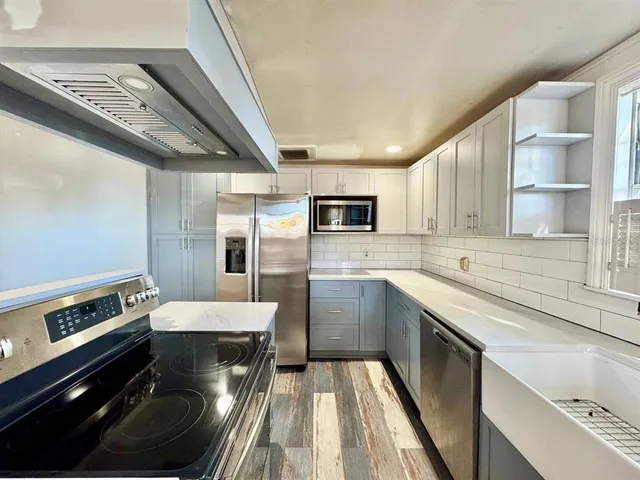 $2,600 | 2703 Westhigh Avenue, Tampa, FL 33614