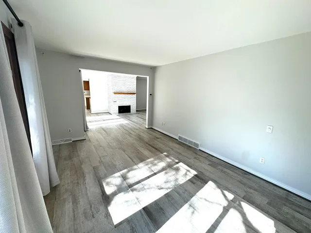 $399,900 | 978 Blue Heron Drive, Highland, MI 48357