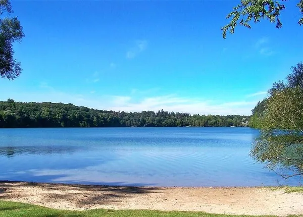 $399,900 | 978 Blue Heron Drive, Highland, MI 48357