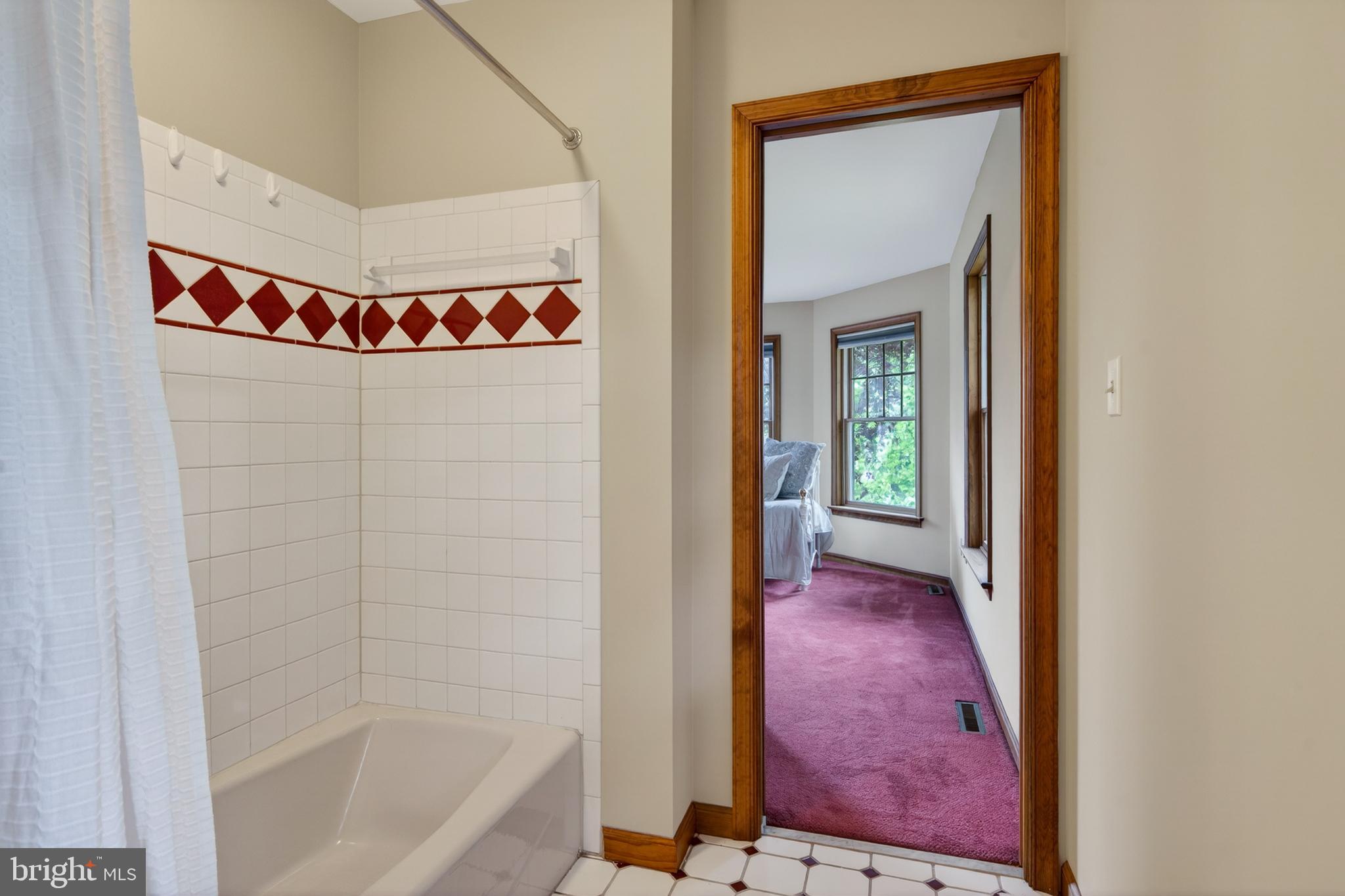 52 Atwater Road Chadds Ford, PA 19317 - Photo 45 of 85 a view of a hallway with interior of the house