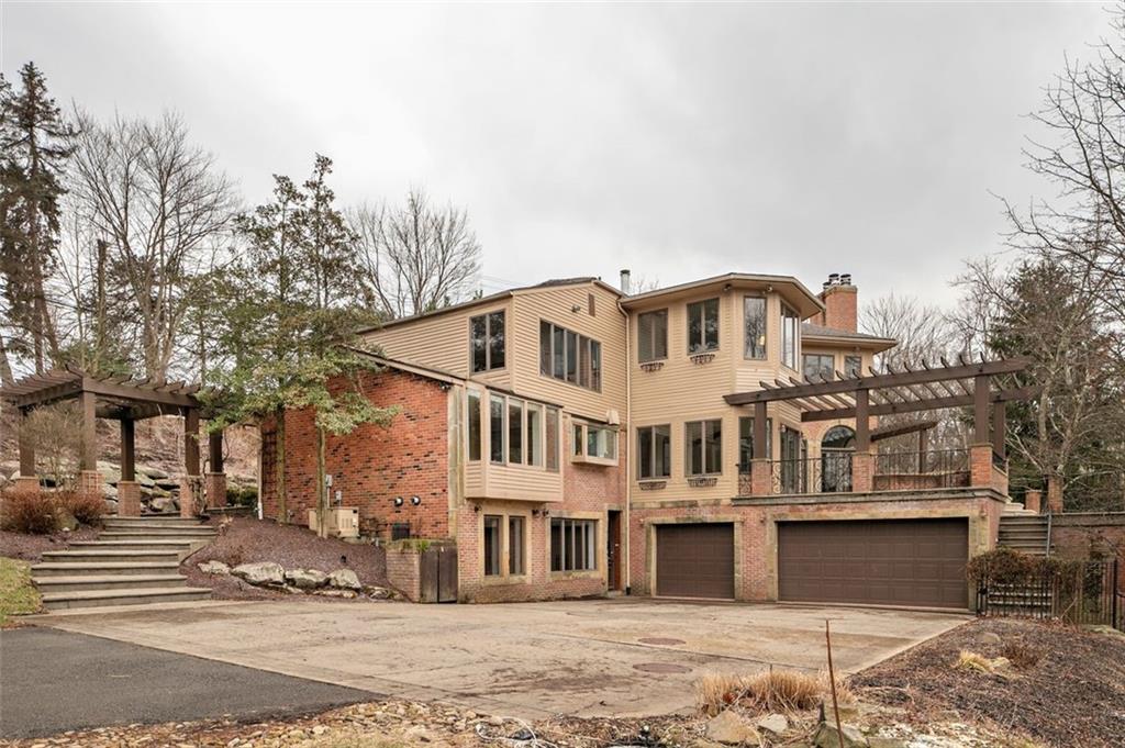1502 Fox Chapel Road Pittsburgh, PA 15238 - Photo 2 of 25 Gallery Image 2