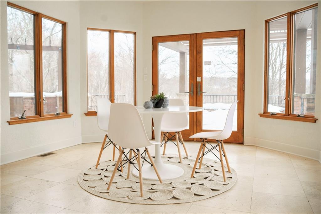 1502 Fox Chapel Road Pittsburgh, PA 15238 - Photo 11 of 25 Gallery Image 11