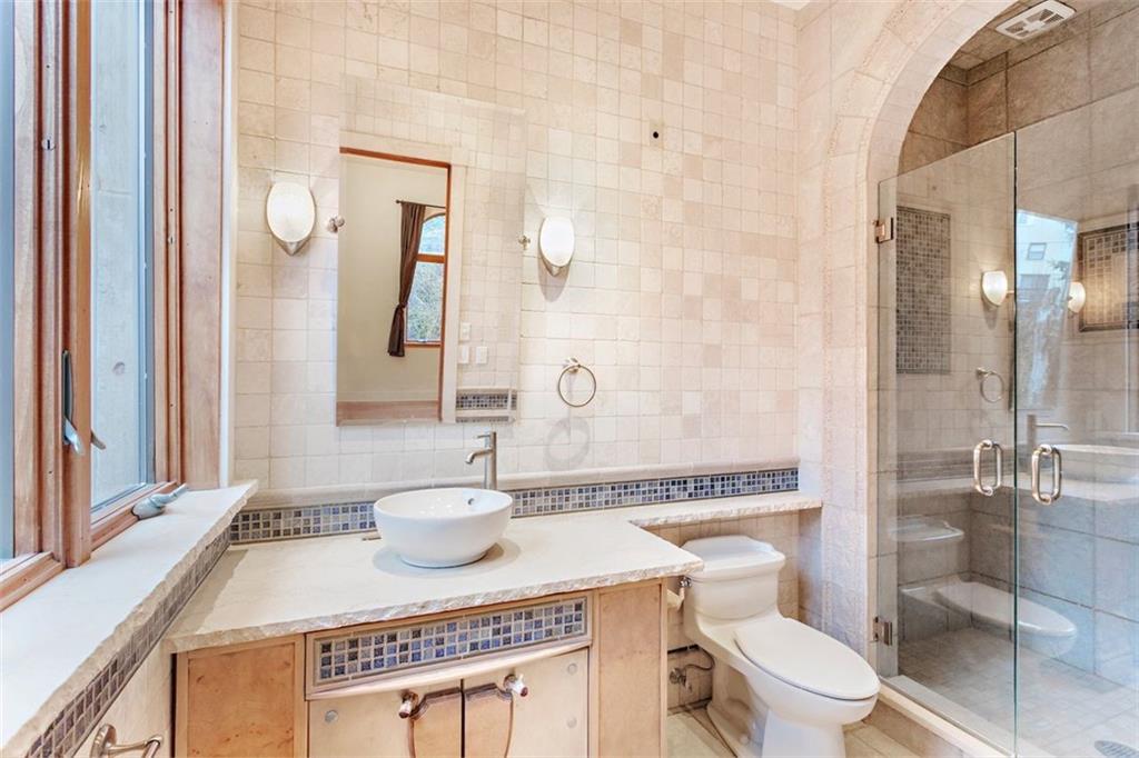 1502 Fox Chapel Road Pittsburgh, PA 15238 - Photo 14 of 25 Gallery Image 14