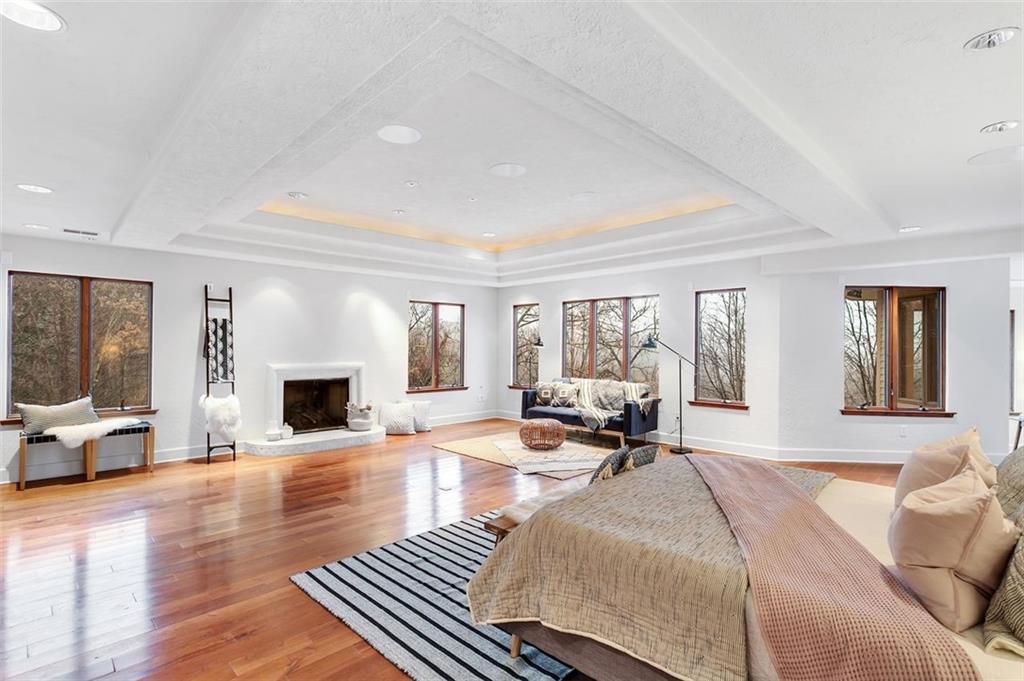 1502 Fox Chapel Road Pittsburgh, PA 15238 - Photo 17 of 25 Gallery Image 17