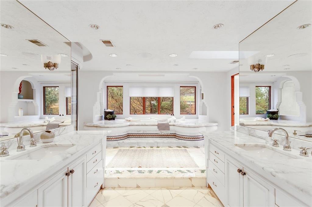 1502 Fox Chapel Road Pittsburgh, PA 15238 - Photo 19 of 25 Gallery Image 19