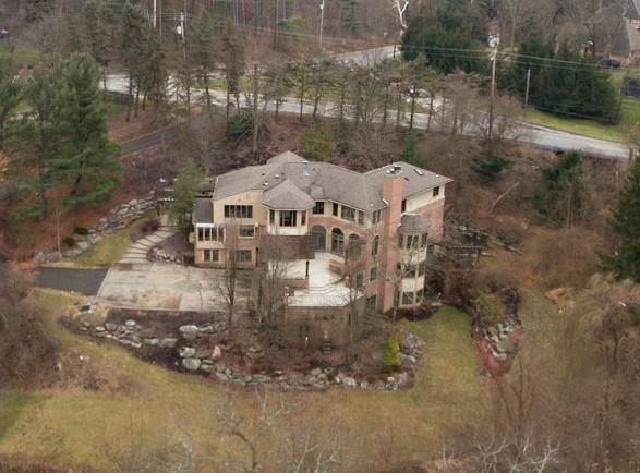 1502 Fox Chapel Road Pittsburgh, PA 15238 - Photo 3 of 25 Gallery Image 3
