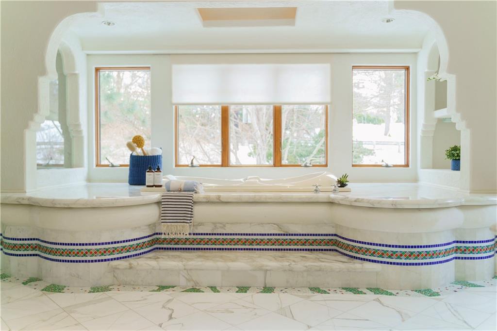 1502 Fox Chapel Road Pittsburgh, PA 15238 - Photo 21 of 25 Gallery Image 21