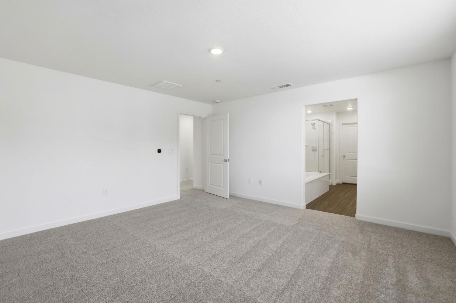 1243 Leonhardt Loop Lincoln, CA 95648 - Photo 7 of 12