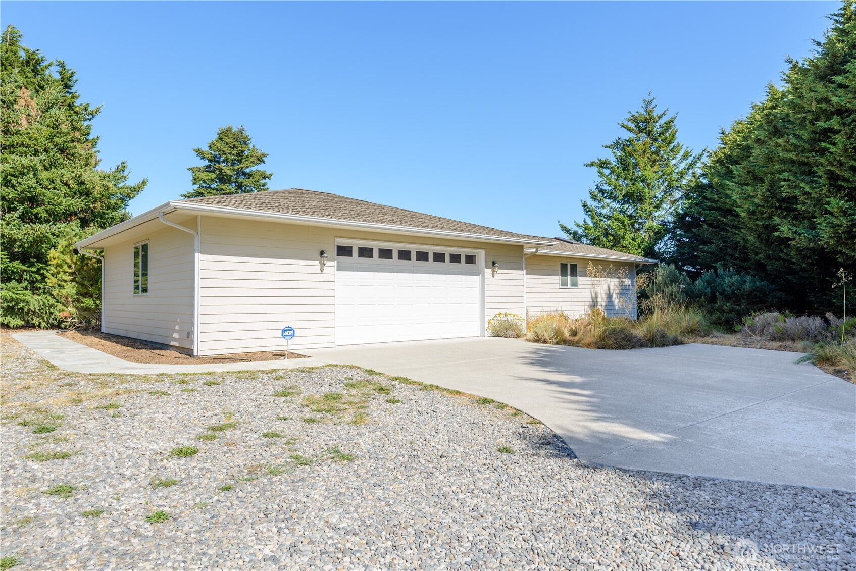 150 Sundial Loop Sequim, WA 98382 - Photo 2 of 40 Gallery Image 2