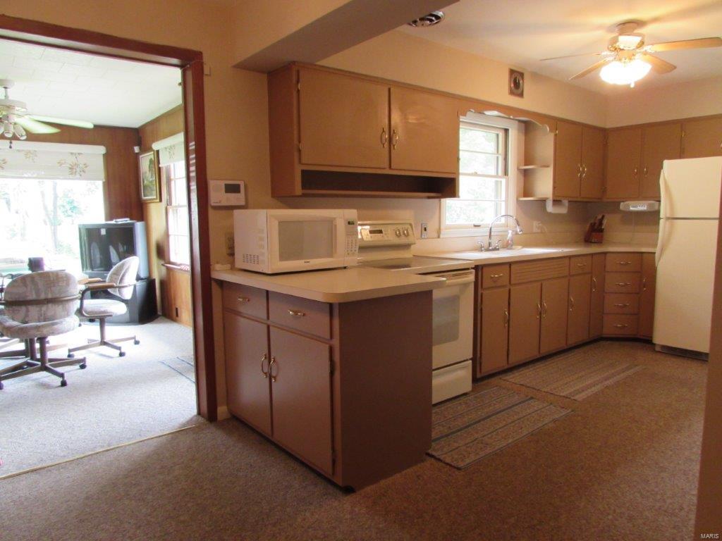 38 Mather Street Alton, IL 62002 - Photo 8 of 20 Gallery Image 8