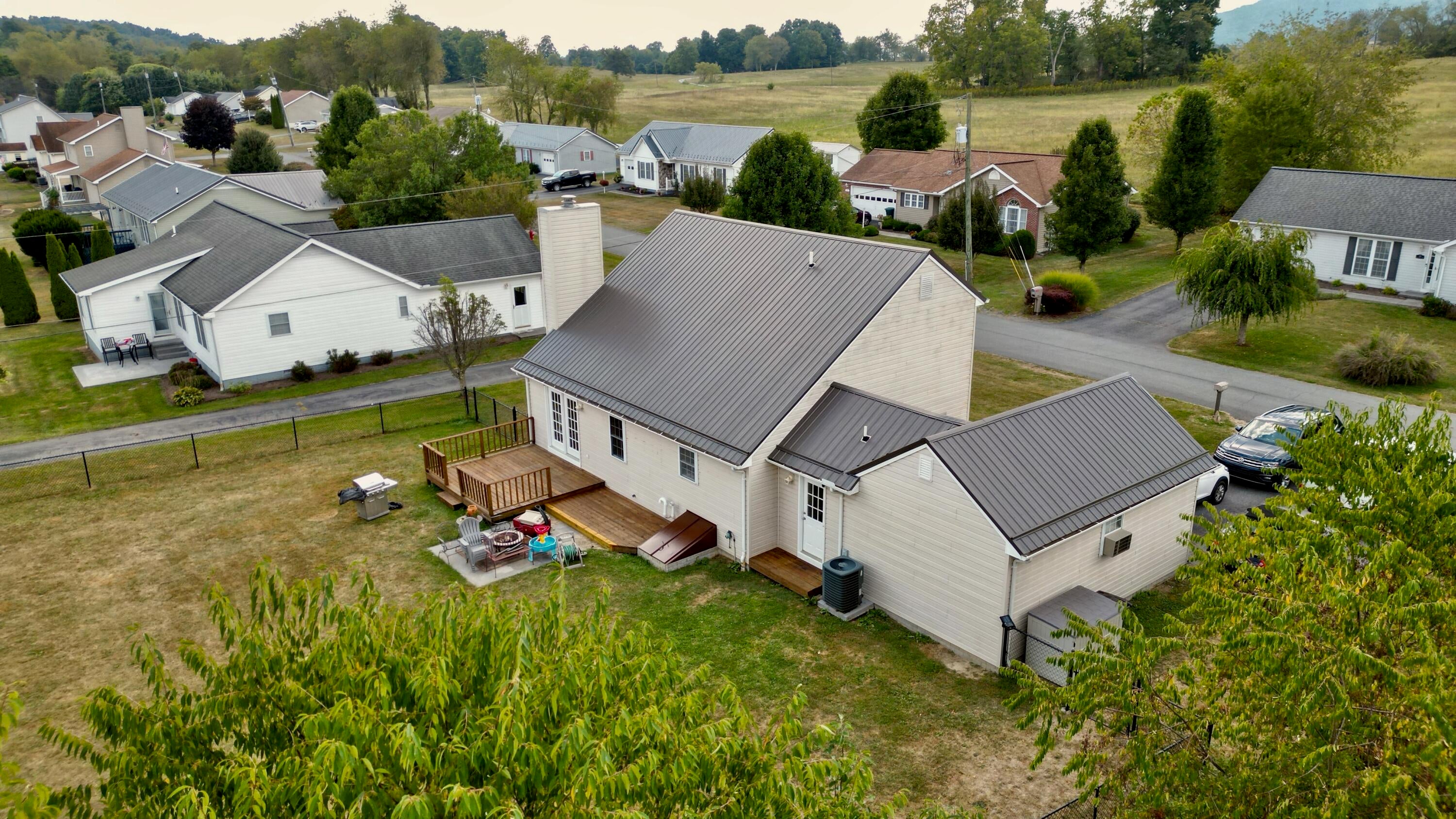 201 West Bailey Road Lewisburg, WV 24901 - Photo 16 of 26 Gallery Image 16