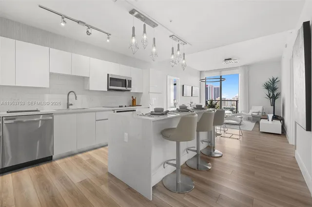 $4,154 | 101 Diplomat Parkway, Unit 1208, Hallandale Beach, FL 33009