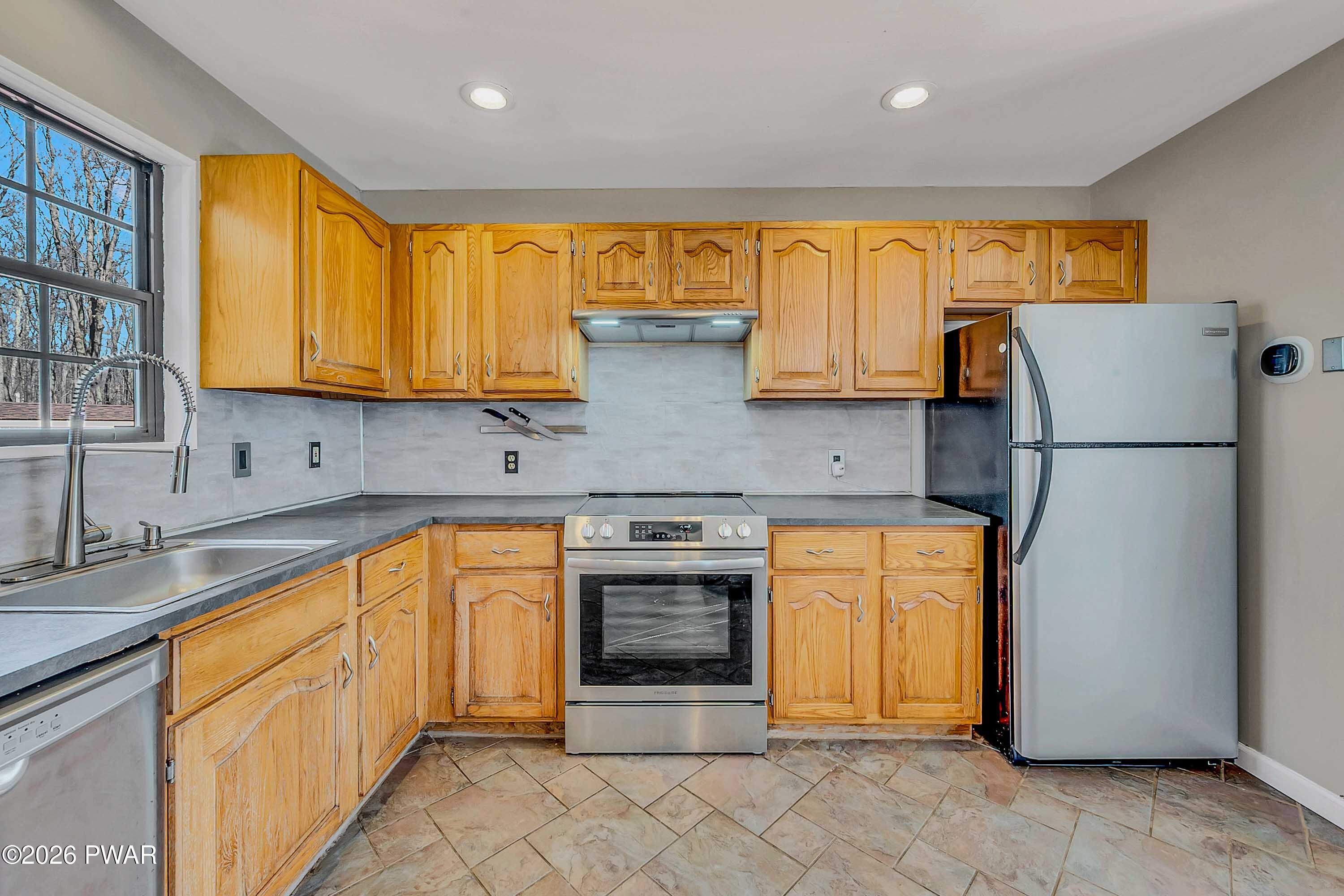 1014 Hickory Run Road Newfoundland, PA 18445 - Photo 17 of 47