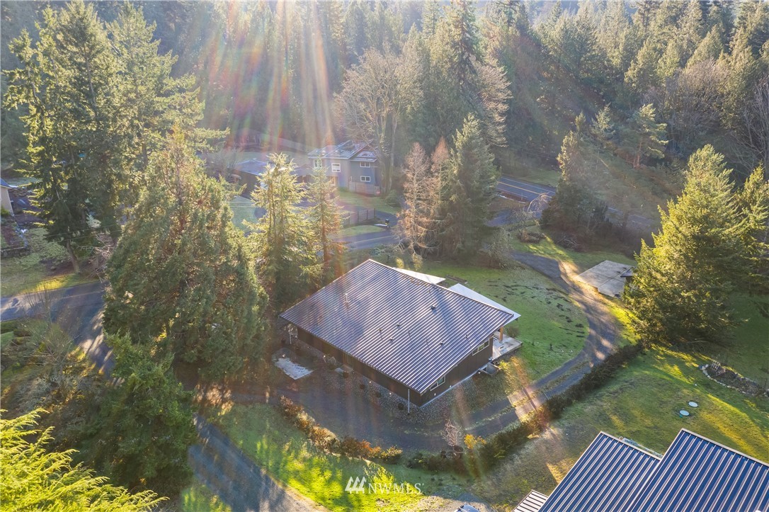 128 Hiline Road Bellingham, WA 98229 - Photo 4 of 27 a view of a house with a yard