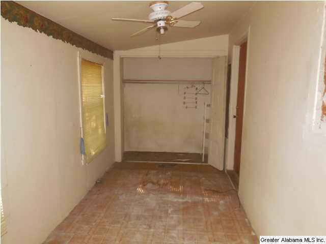 548 25th Street Southwest Birmingham, AL 35211 - Photo 8 of 11