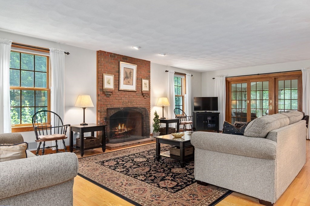 7 Spring Hill Road Merrimac, MA 01860 - Photo 4 of 34