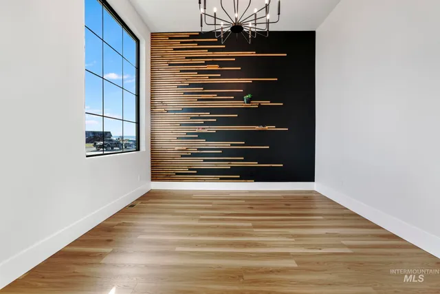 $949,900 | 3859 North 3570th Street East, Kimberly, ID 83341