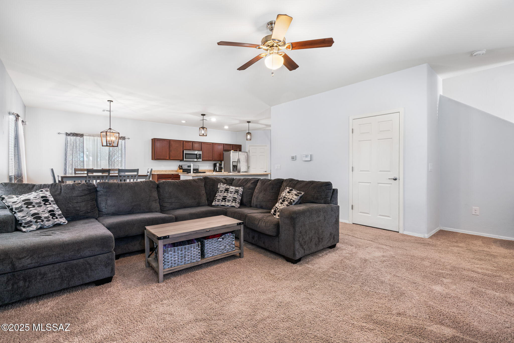 6522 East Brushback Loop Tucson, AZ 85756 - Photo 28 of 47 Living Room