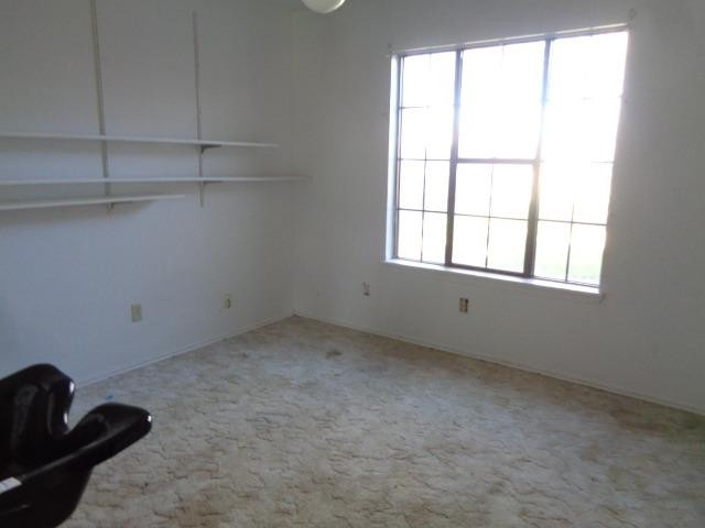 3905 Ridgeway Drive Plainview, TX 79072 - Photo 7 of 11 Photo 7