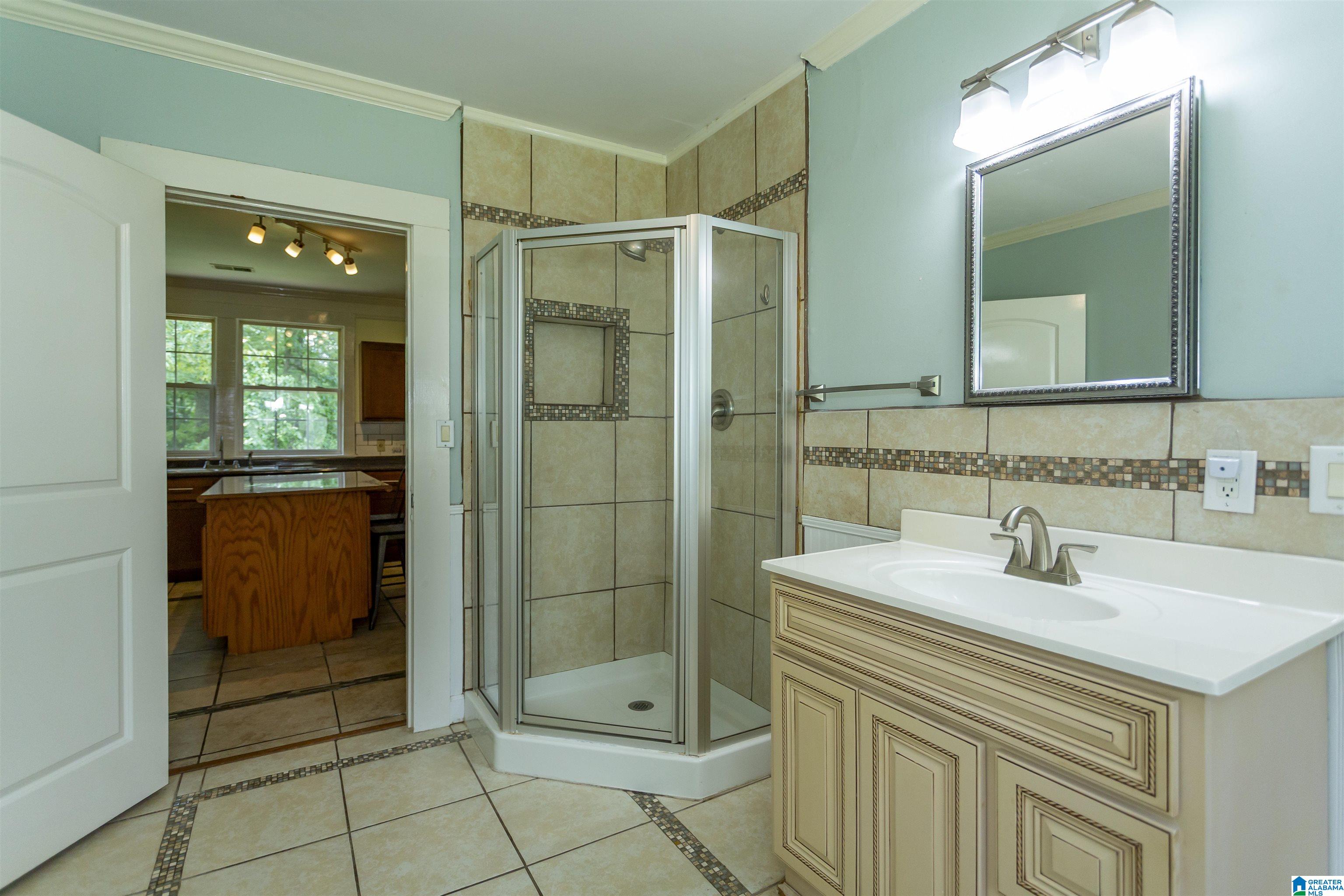 1647 Moncrief Road Gardendale, AL 35071 - Photo 17 of 28