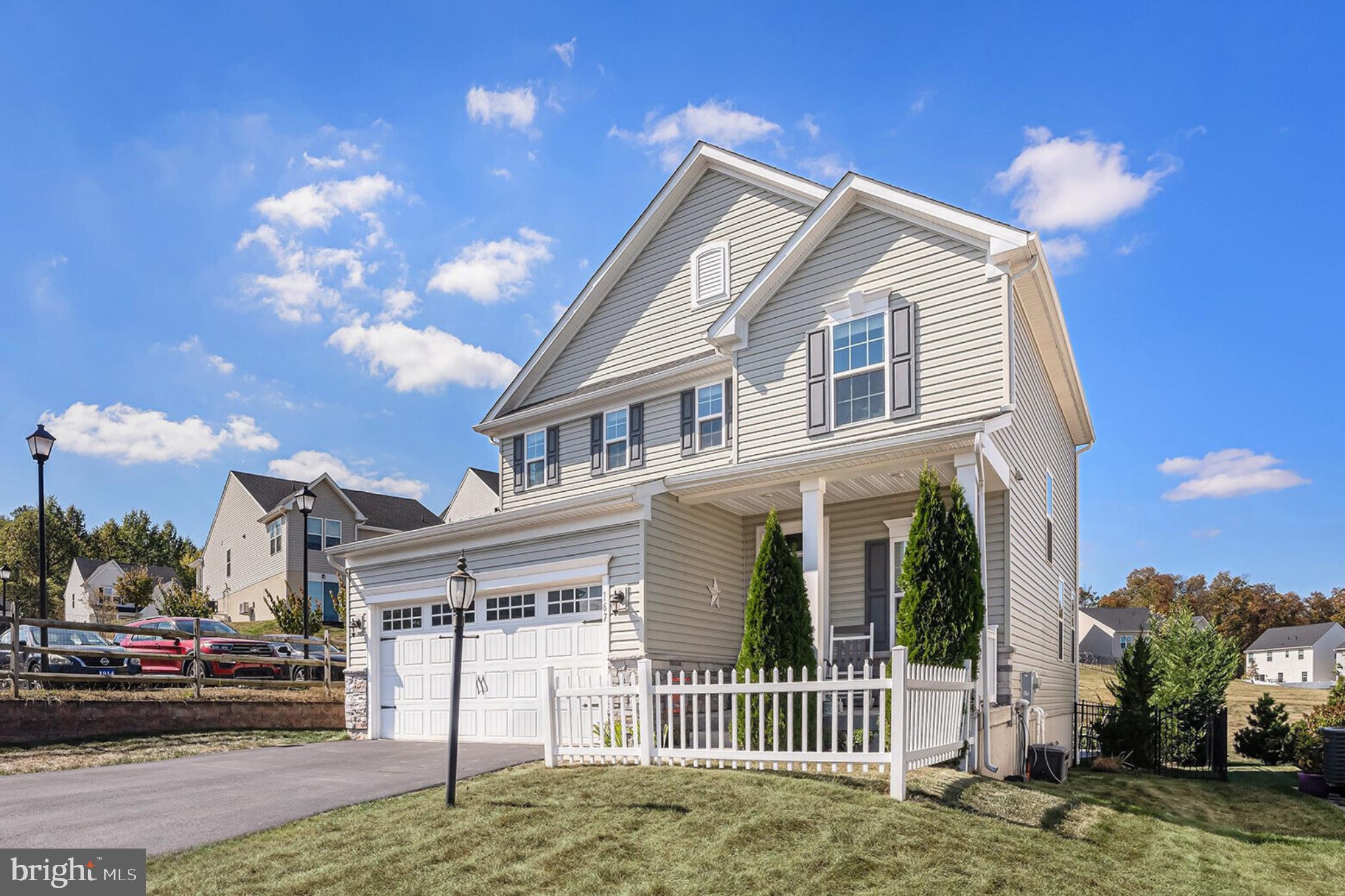 167 Pixie Moss Road Pottstown, PA 19464 - Photo 2 of 26 Gallery Image 2