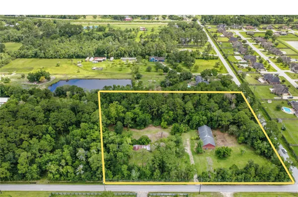 $350,000 | 2101 Avenue L, Santa Fe, TX 77510