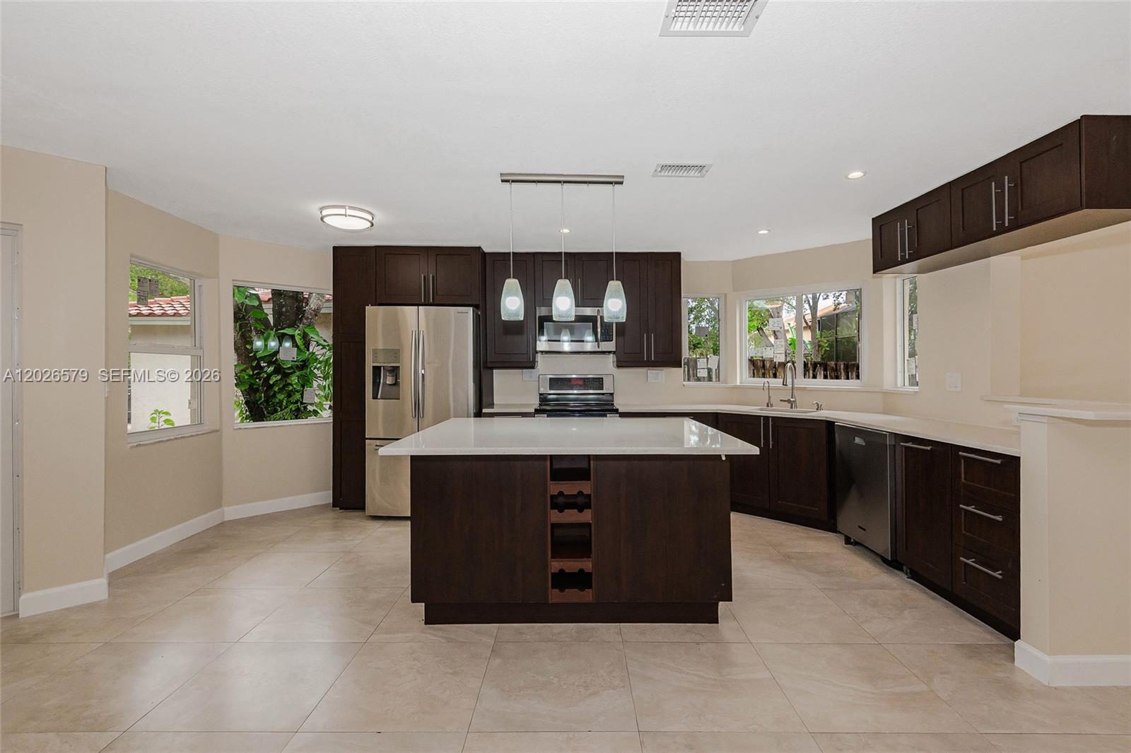 3583 Simms Street Hollywood, FL 33021 - Photo 5 of 33