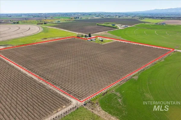 $1,400,000 | 28074 Red Top Road, Wilder, ID 83676