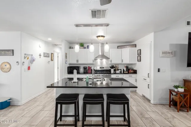 $555,000 | 1048 West Heather Drive, Mesa, AZ 85201