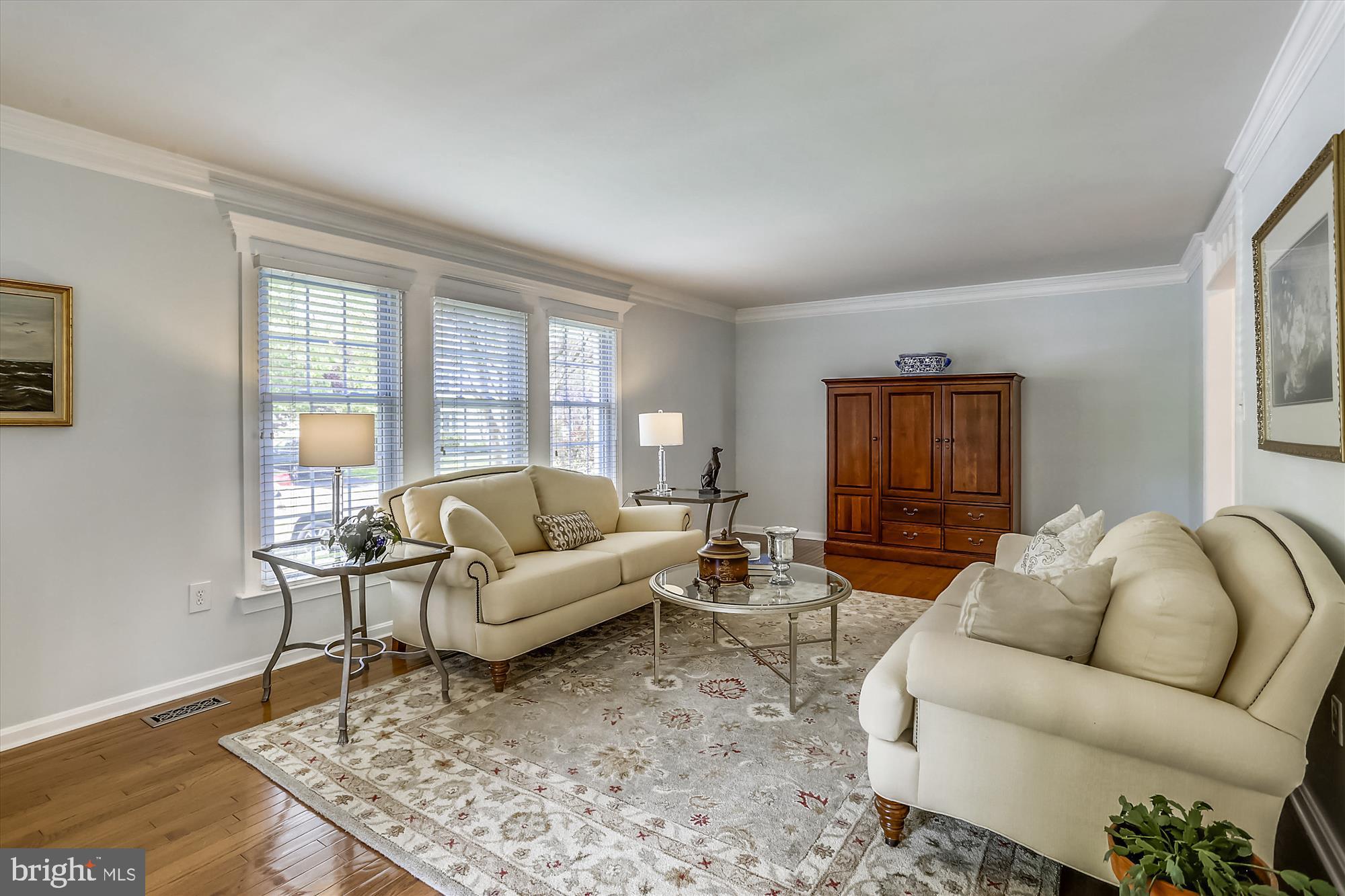 6591 Forsythia Street Springfield, VA 22150 - Photo 14 of 92 6591 Forsythia St Sitting Room