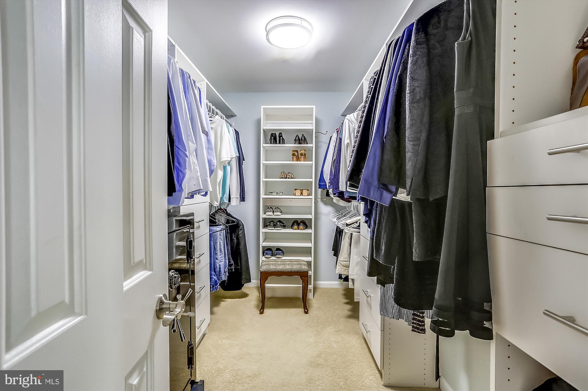 6591 Forsythia Street Springfield, VA 22150 - Photo 55 of 92 6591 Forsythia St Master Closet