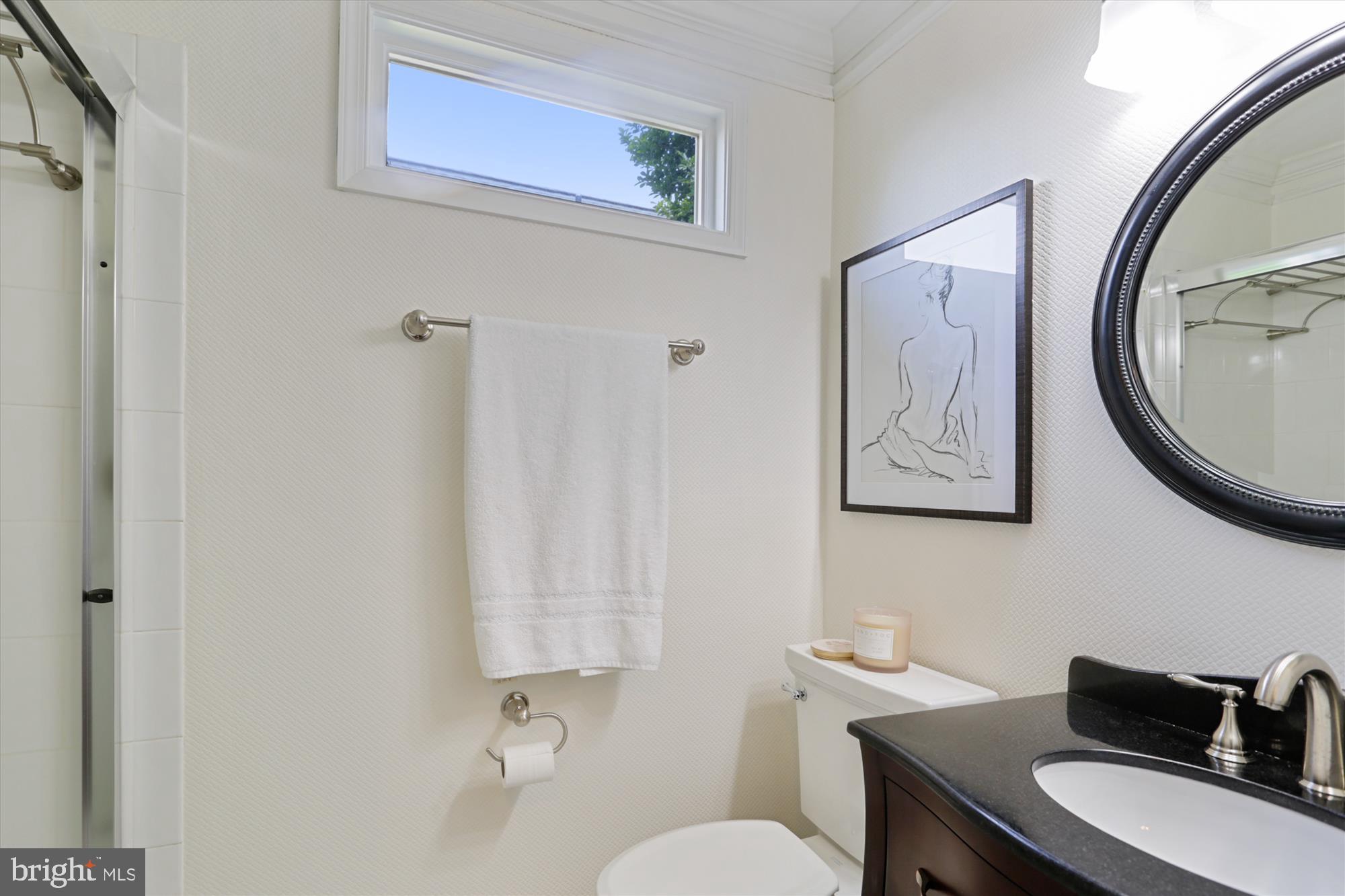 6591 Forsythia Street Springfield, VA 22150 - Photo 64 of 92 6591 Forsythia St 2nd Bathroom