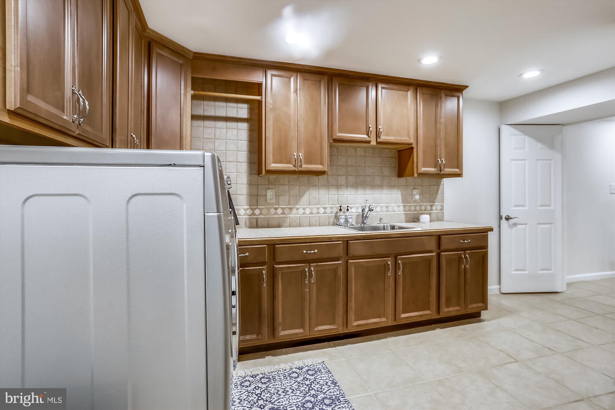 6591 Forsythia Street Springfield, VA 22150 - Photo 69 of 92 Gallery Image 69