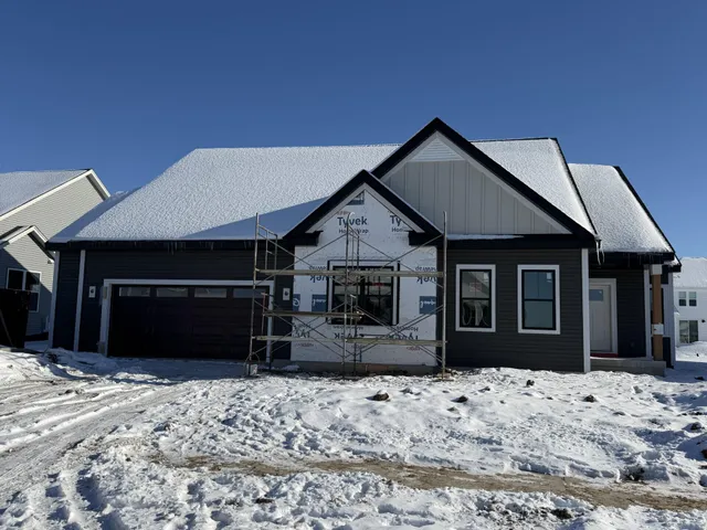 $639,900 | 1709 Hammock Lane, Oconomowoc, WI 53066