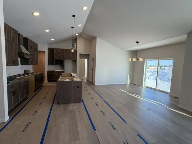 $639,900 | 1709 Hammock Lane, Oconomowoc, WI 53066