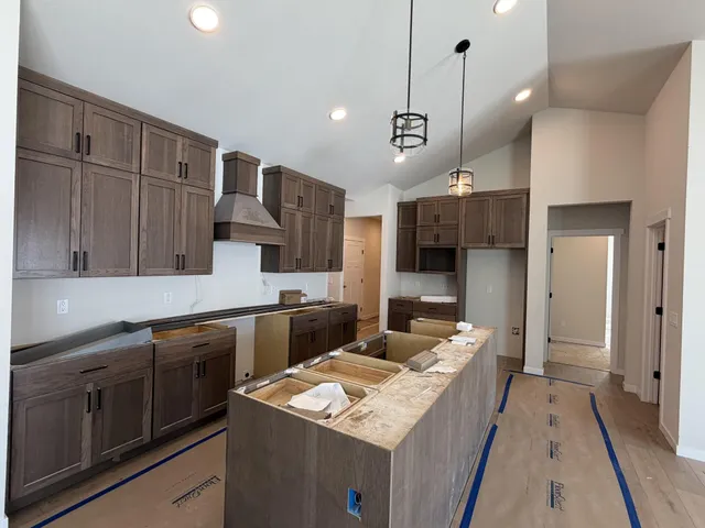 $639,900 | 1709 Hammock Lane, Oconomowoc, WI 53066