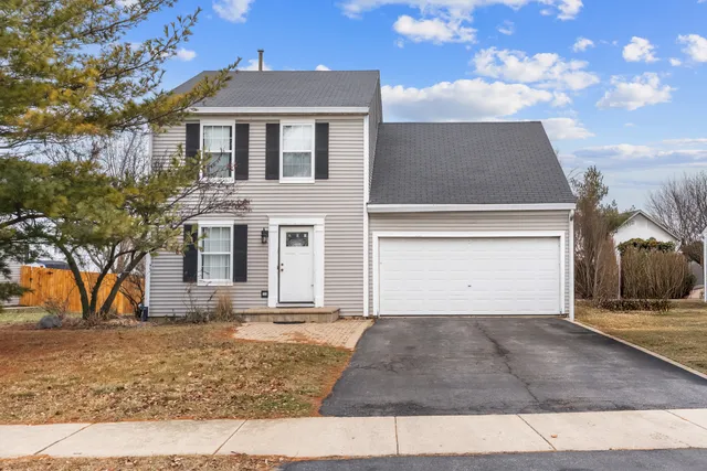 $339,900 | 1229 Yellowpine Drive, Aurora, IL 60506