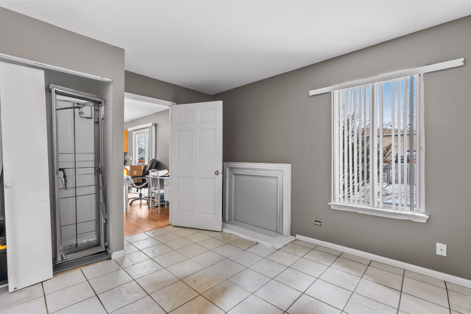 1229 Yellowpine Drive Aurora, IL 60506 - Photo 5 of 21