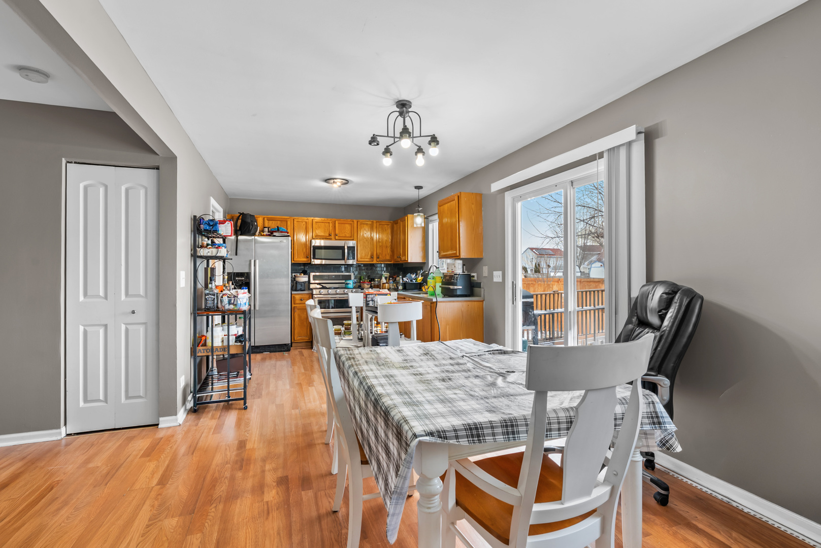 1229 Yellowpine Drive Aurora, IL 60506 - Photo 9 of 21