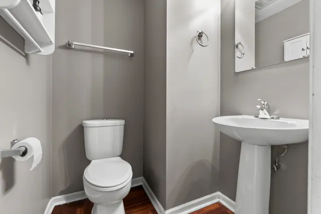 $339,900 | 1229 Yellowpine Drive, Aurora, IL 60506