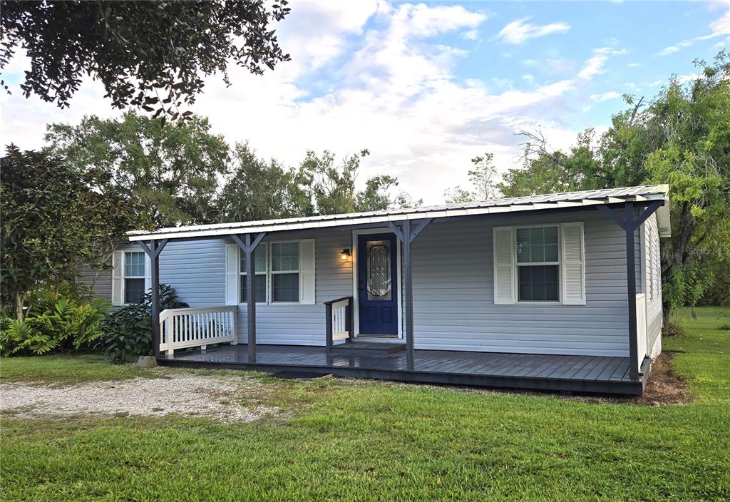 3301 Medulla Road Plant City, FL 33566 - Photo 3 of 37