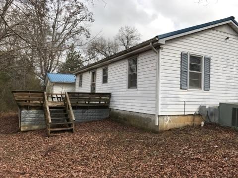 974 Toy Slatten Road Sparta, TN 38583 - Photo 5 of 24 IMG_3467
