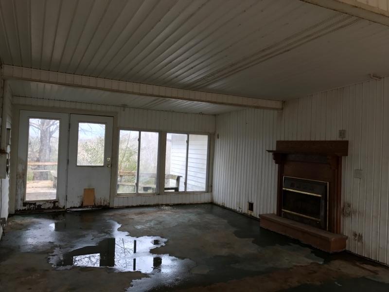 974 Toy Slatten Road Sparta, TN 38583 - Photo 7 of 24 IMG_3469