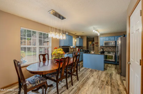 $349,000 | 1945 Pecan Meadows Drive, Southaven, MS 38671