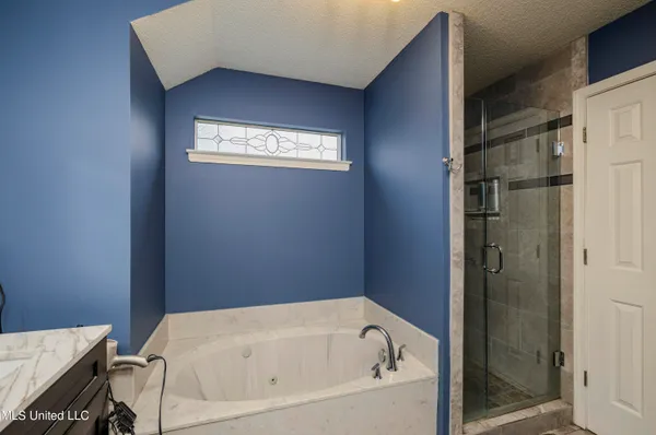 $349,000 | 1945 Pecan Meadows Drive, Southaven, MS 38671