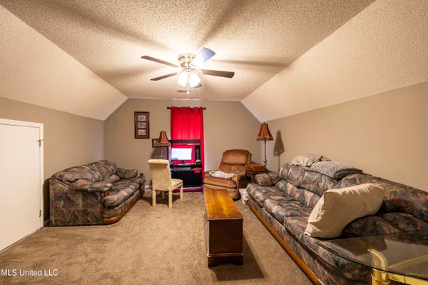 $349,000 | 1945 Pecan Meadows Drive, Southaven, MS 38671