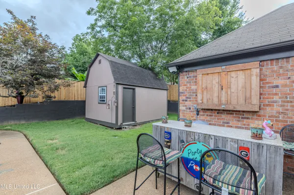 $349,000 | 1945 Pecan Meadows Drive, Southaven, MS 38671