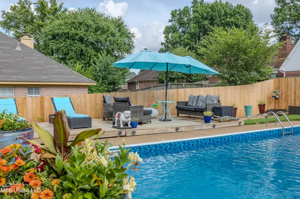 $349,000 | 1945 Pecan Meadows Drive, Southaven, MS 38671