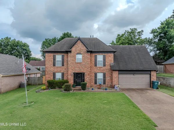 $349,000 | 1945 Pecan Meadows Drive, Southaven, MS 38671